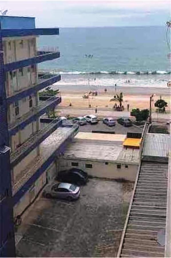 Suite Mar 210 - Economica E Compacta - Praia Do Morro - Predio Frente Mar Com Elevador, Atravessou A Avenida, Ja Esta Na Praia - Garagem - Internet Guarapari Eksteriør billede